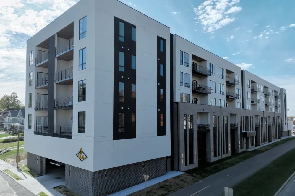 Cincinnati apartments for rent - Property image - Ila Hyde Park - 1