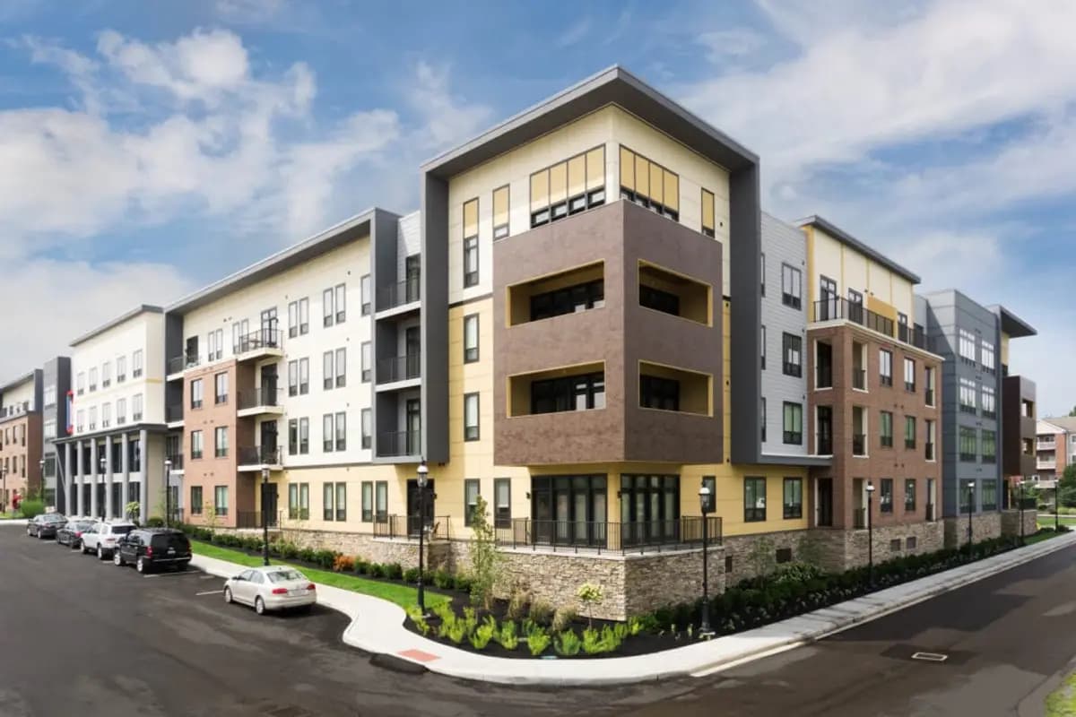 The RED Apartments & Townhomes - Apartment - 3