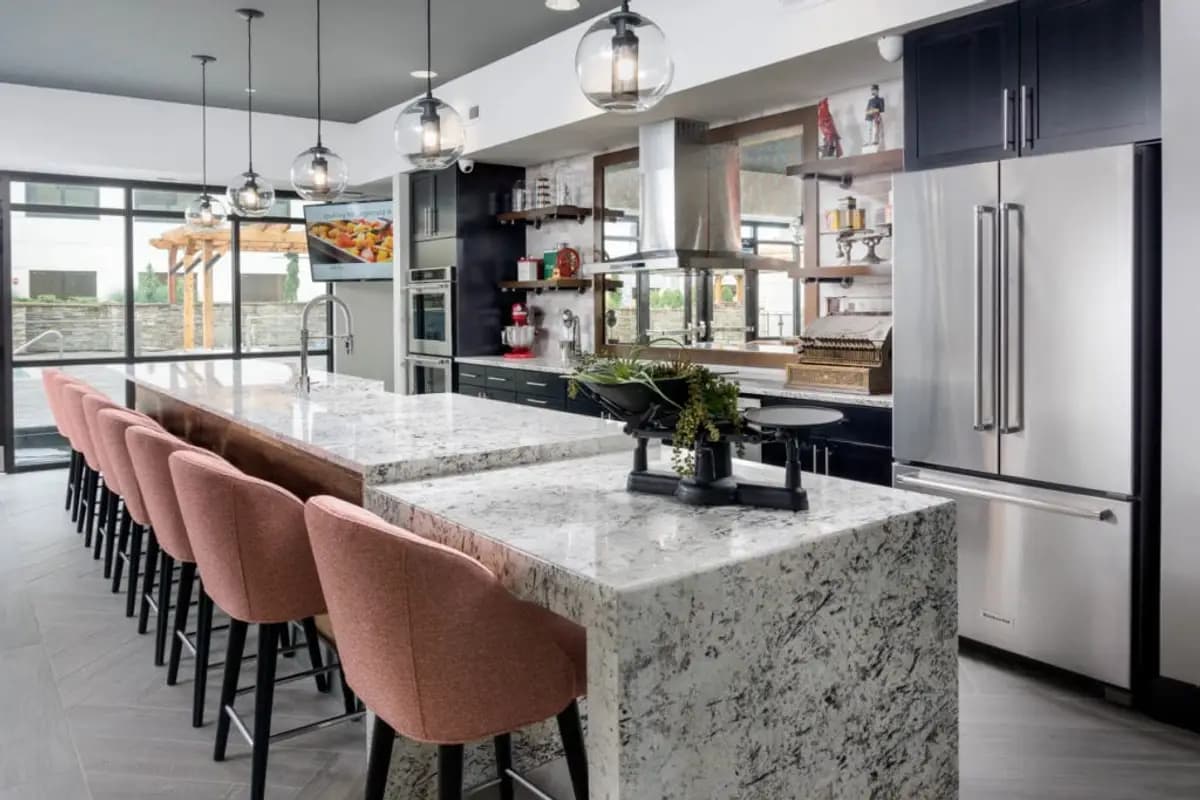 The RED Apartments & Townhomes - Apartment - 34
