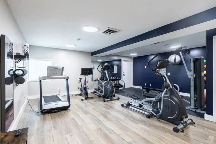 Cincinnati apartments for rent - image - Fitness-Center.jpg