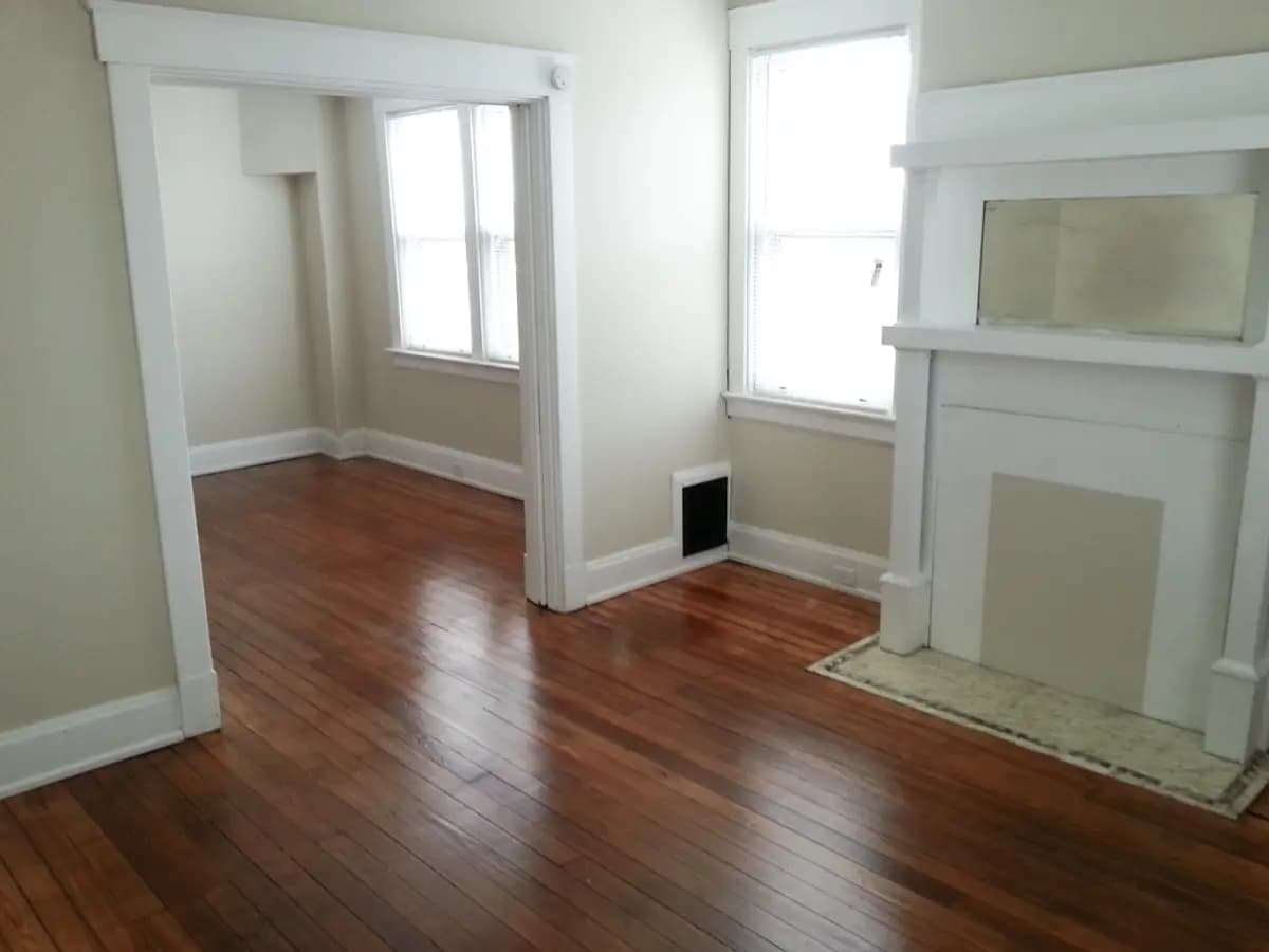 4033 Edwards Road - Apartment - 3