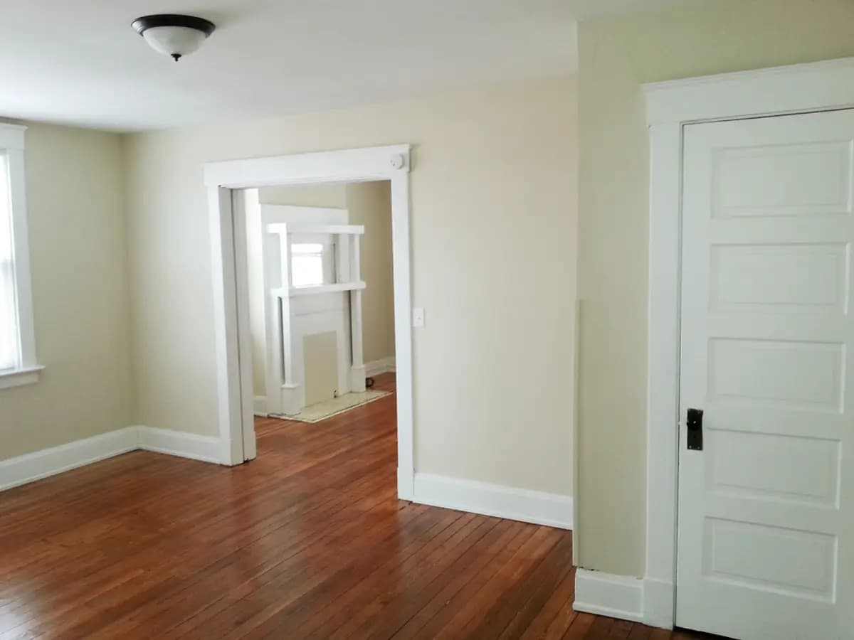 4033 Edwards Road - Apartment - 6