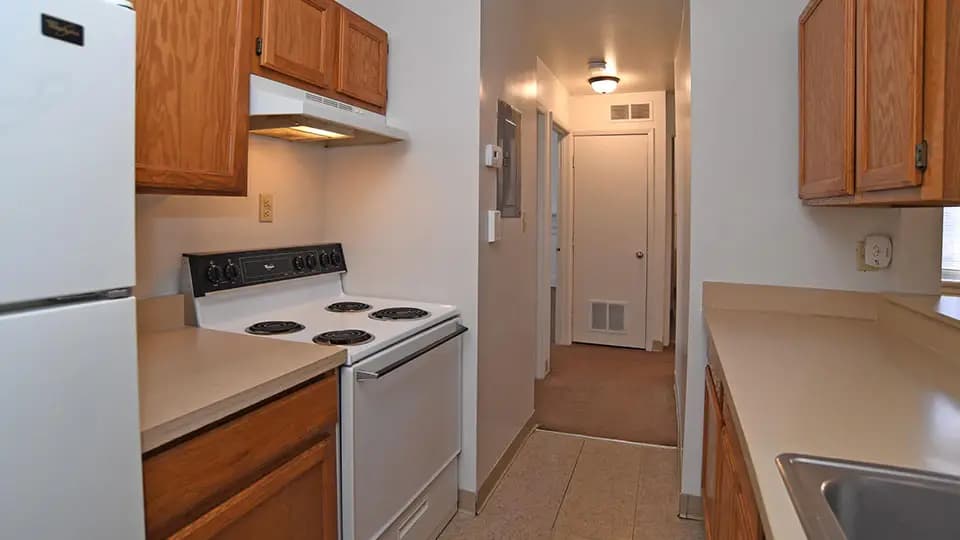 Brackett Village Apartments - Apartment - 7