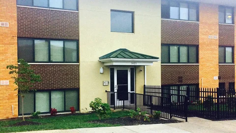Oak Park Apartments - Apartment - 5