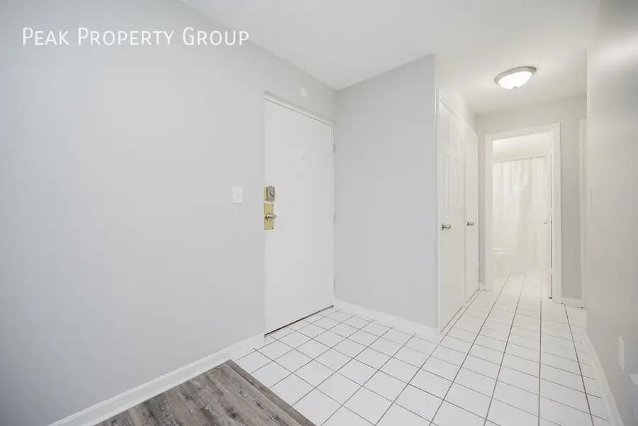 6300 Montgomery Road - Apartment - 17
