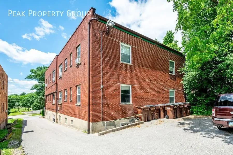 Cincinnati apartments for rent - Property image - 5828 Ridge Avenue - 1