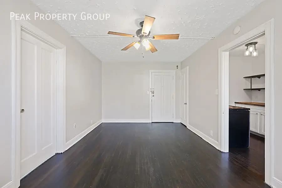 4300 Erie Avenue - Apartment - 10