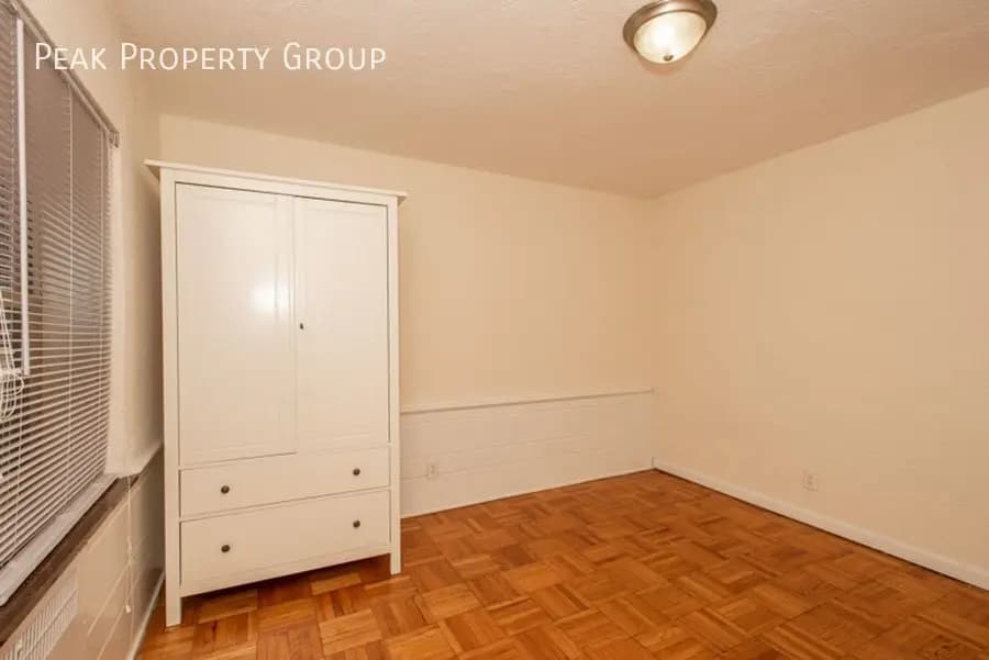 Cincinnati apartments for rent - Property image - 2802 Digby Avenue - 3