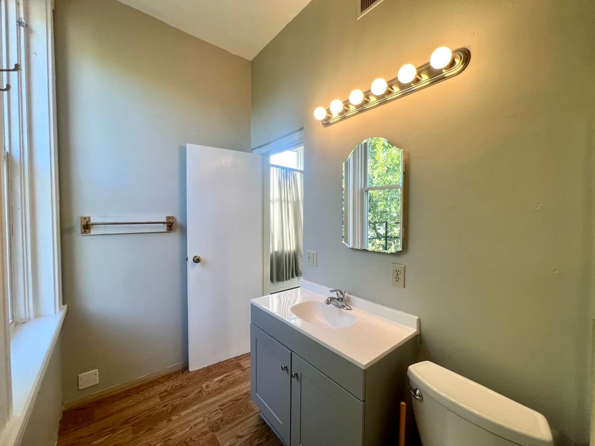 312 Ludlow Ave - Apartment - 27