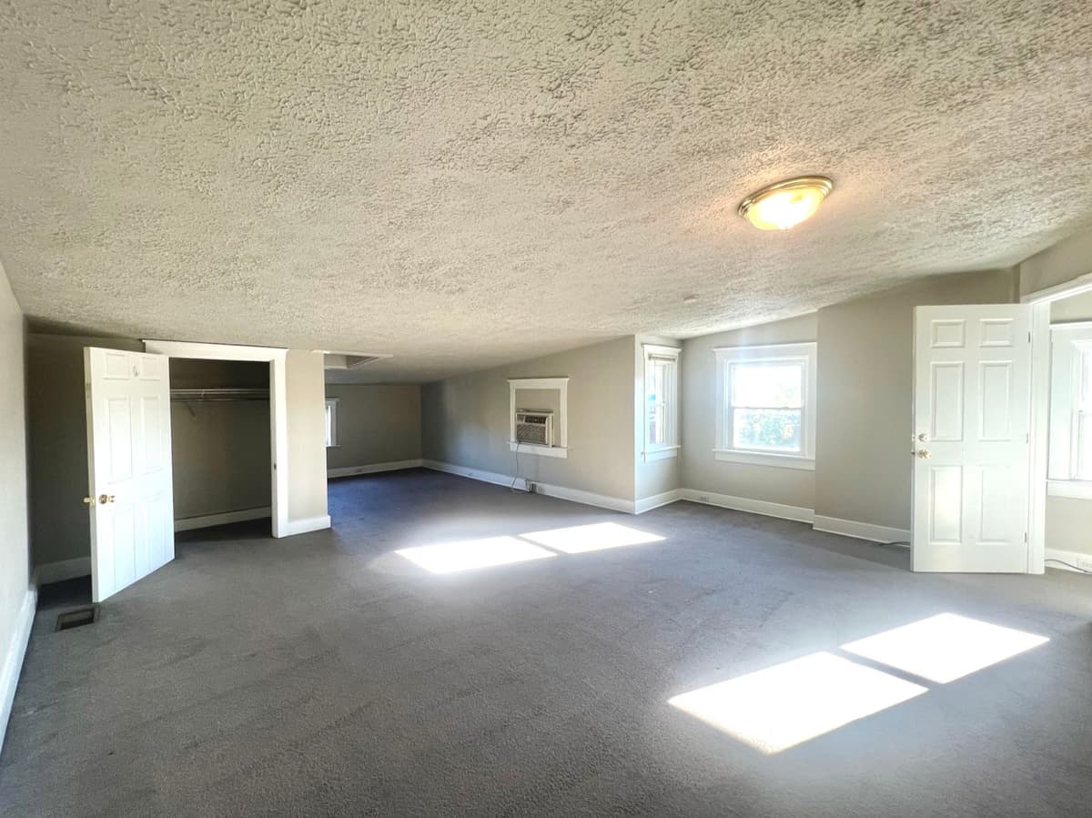 312 Ludlow Ave - Apartment - 9