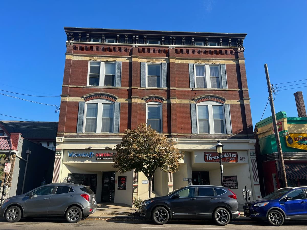 312 Ludlow Ave - Apartment - 1