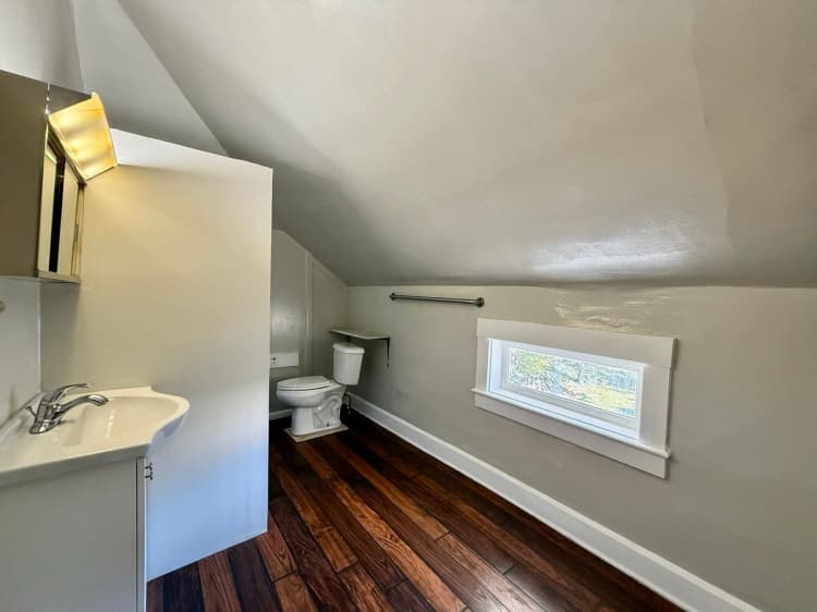 undefined apartments for rent - image - large (14).jpeg
