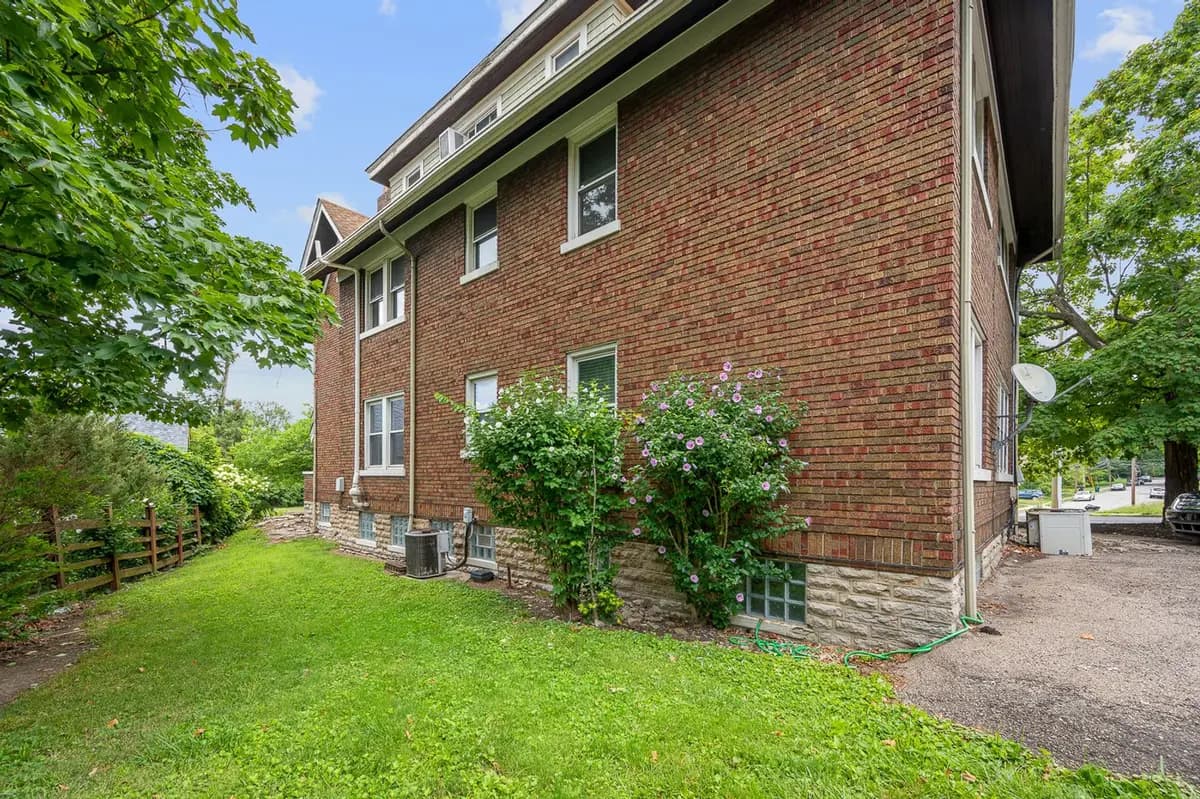 505 W McMillan - Apartment - 24