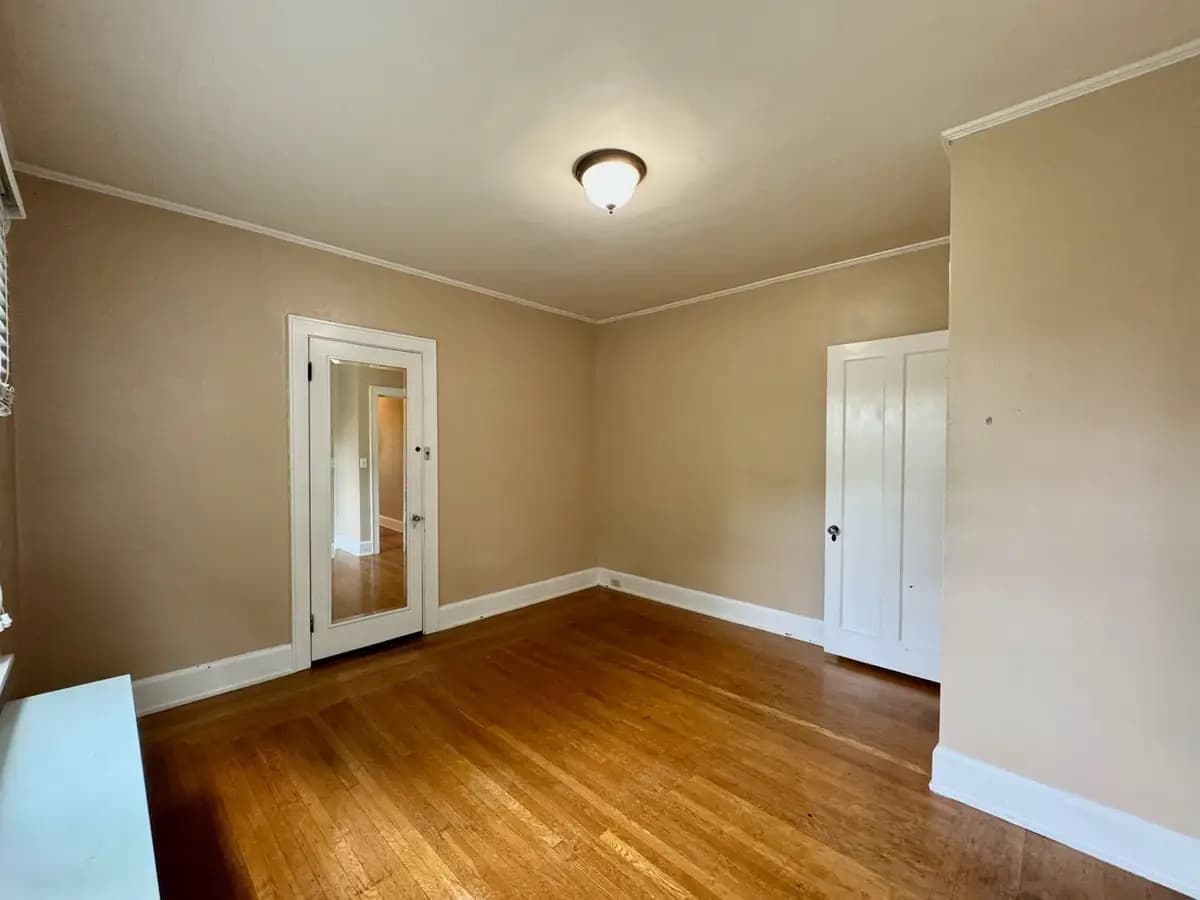 505 W McMillan - Apartment - 32