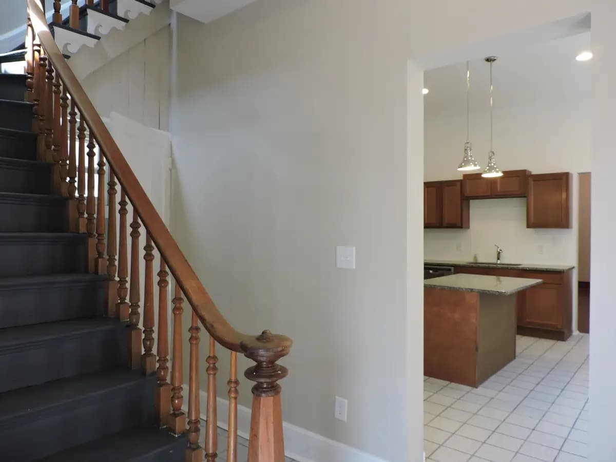 415 WARNER ST - Apartment - 5