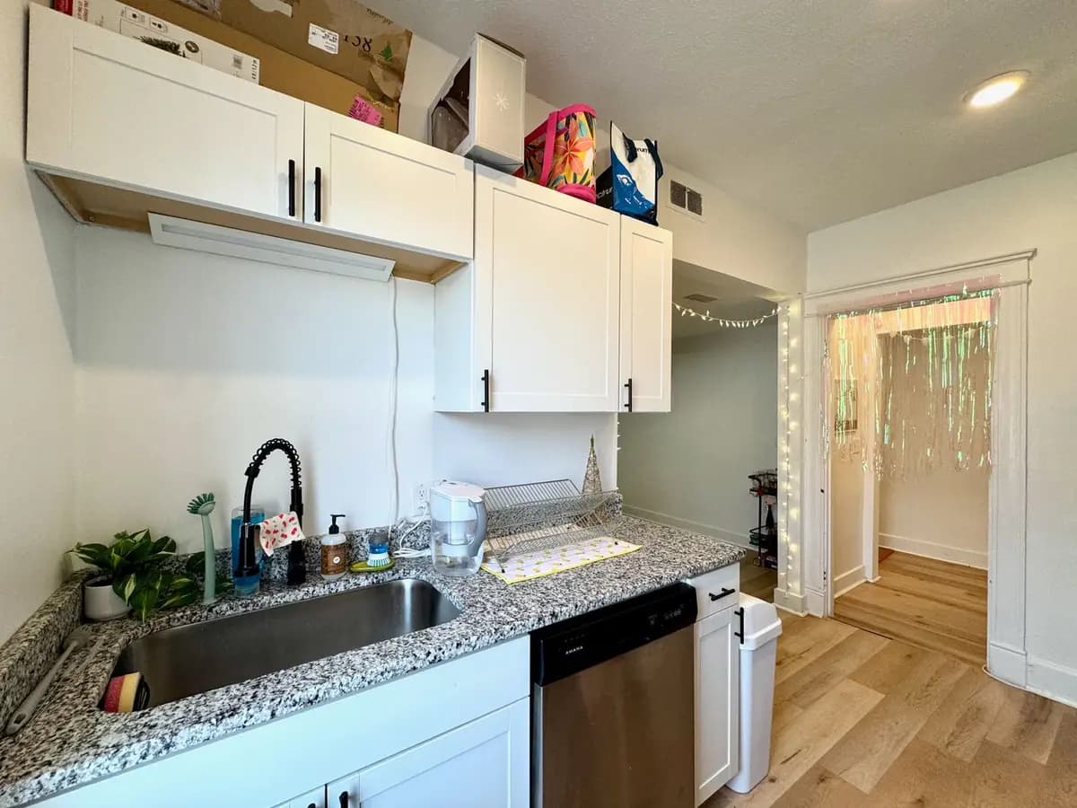 335 W McMillan St. - Apartment - 2