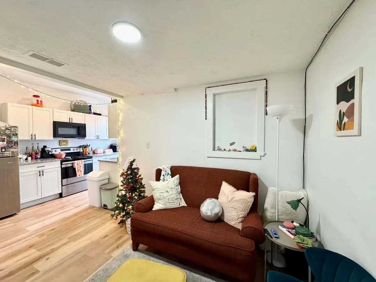 335 W McMillan St. - Apartment - 4