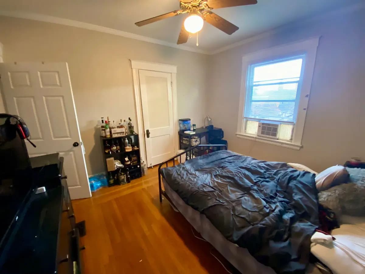 2430 Fairview Ave - Apartment - 15