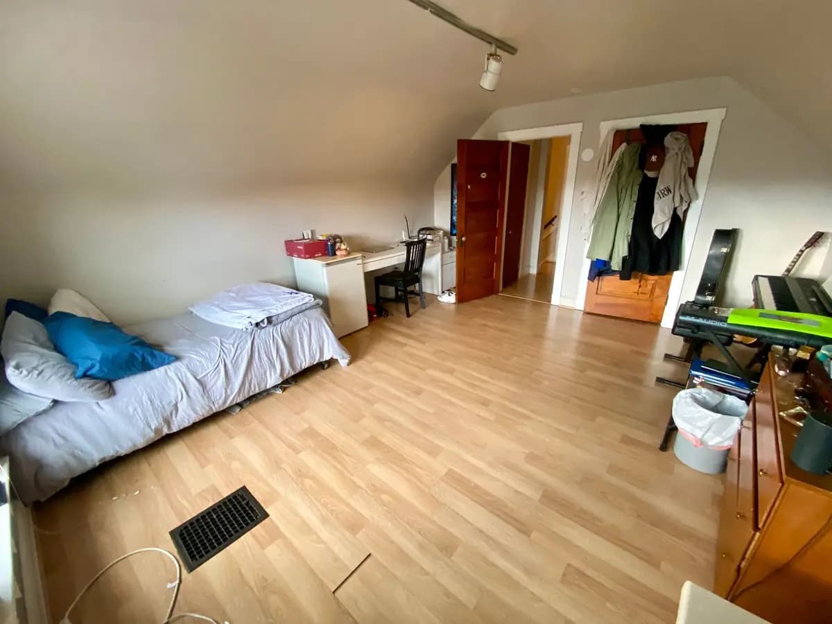 2430 Fairview Ave - Apartment - 17