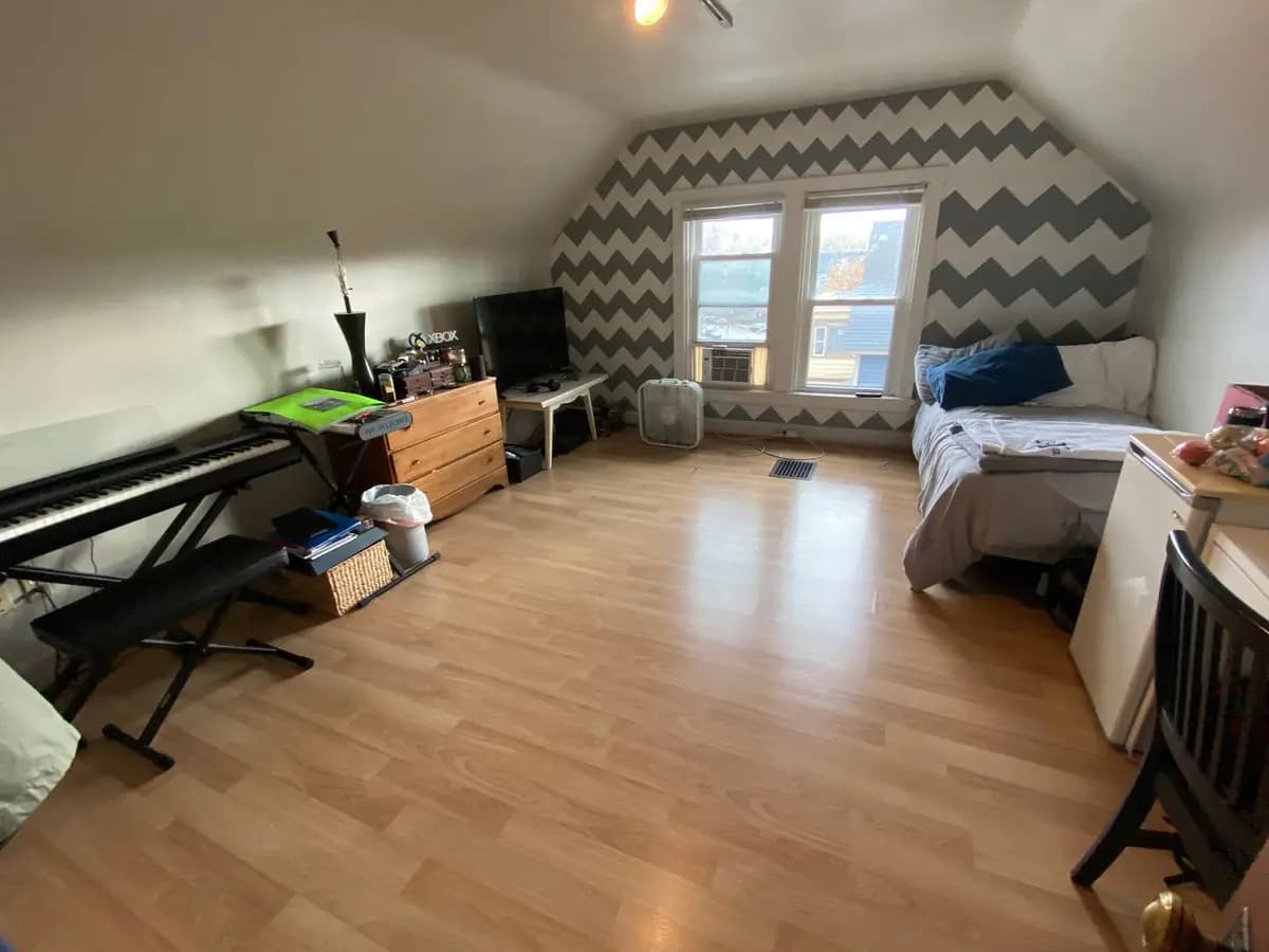 2430 Fairview Ave - Apartment - 18