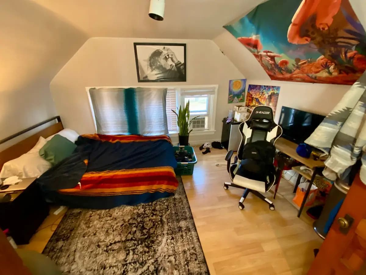 2430 Fairview Ave - Apartment - 20