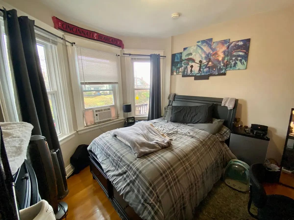 2430 Fairview Ave - Apartment - 23