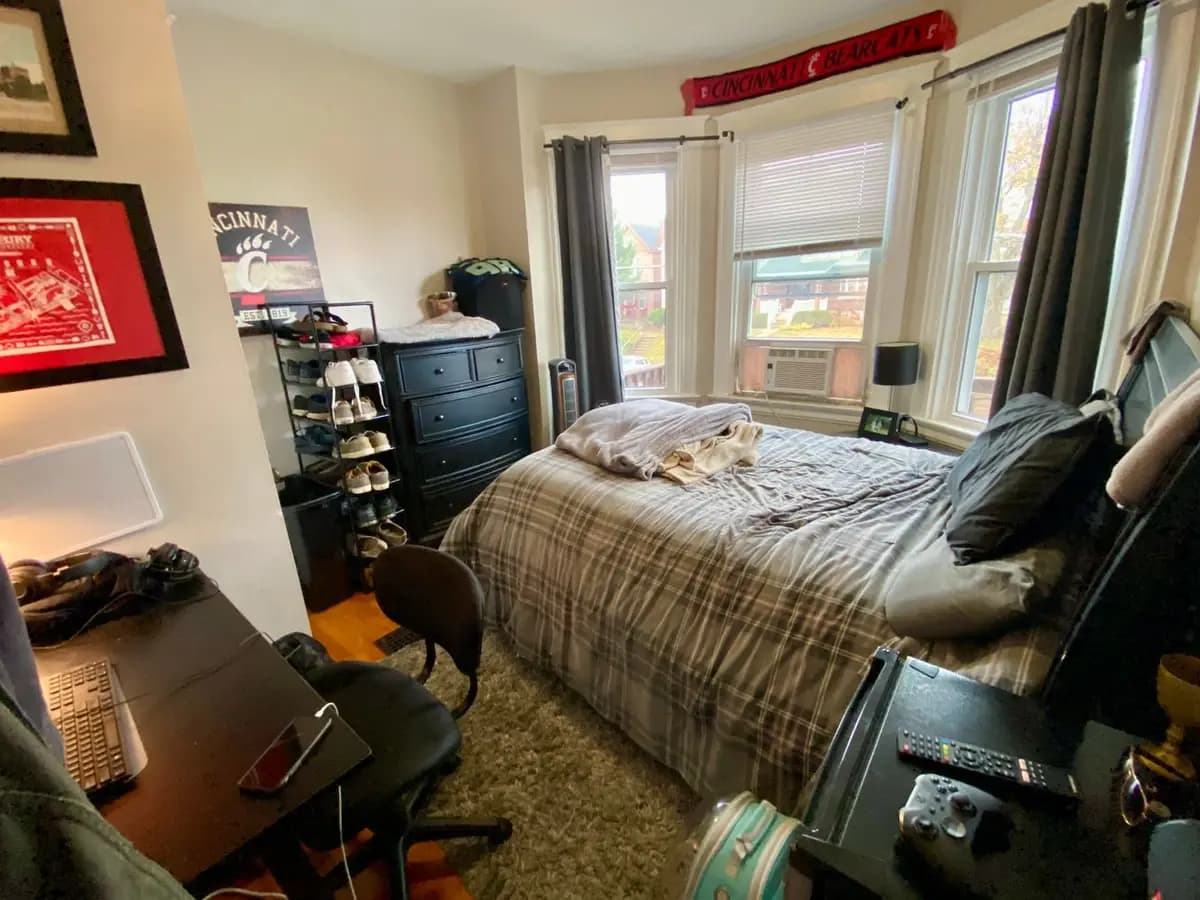 2430 Fairview Ave - Apartment - 12