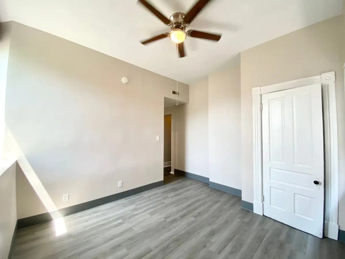 211 Bosley St. - Apartment - 4