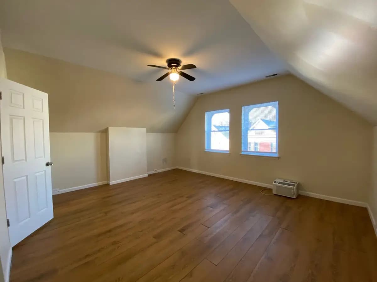 211 Bosley St. - Apartment - 11