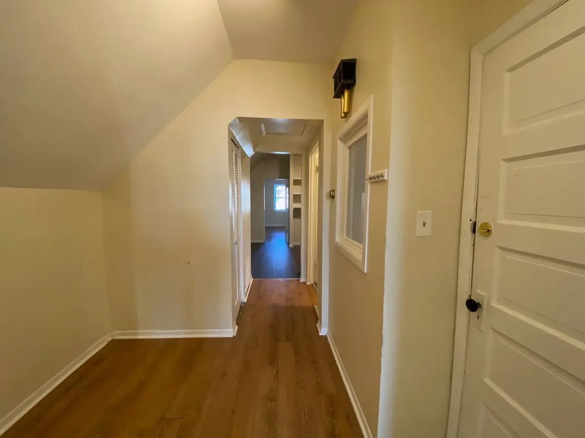 211 Bosley St. - Apartment - 26