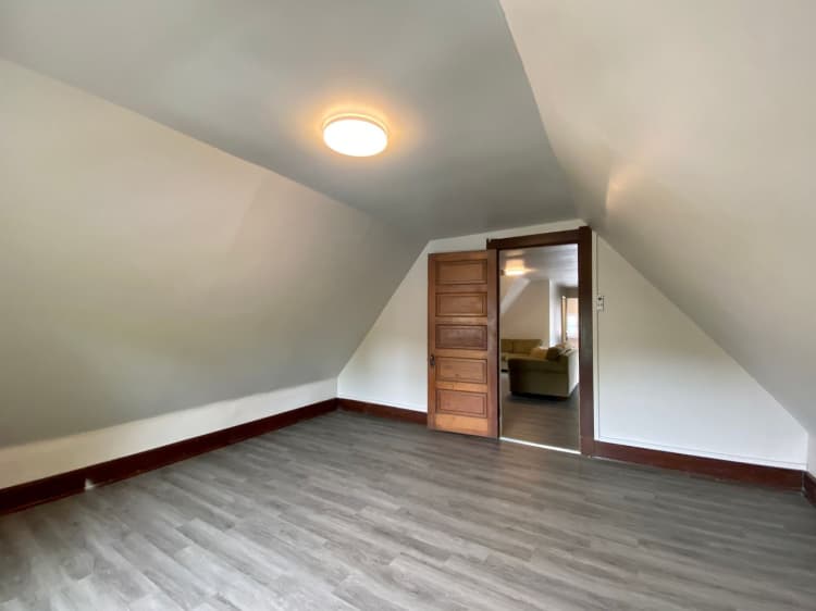 undefined apartments for rent - image - large (31).jpeg