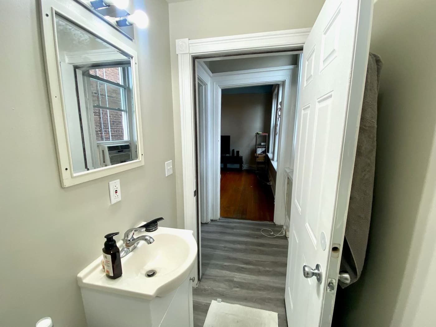 The Herford Apts - 3405 Clifton Avenue - Apartment - 64
