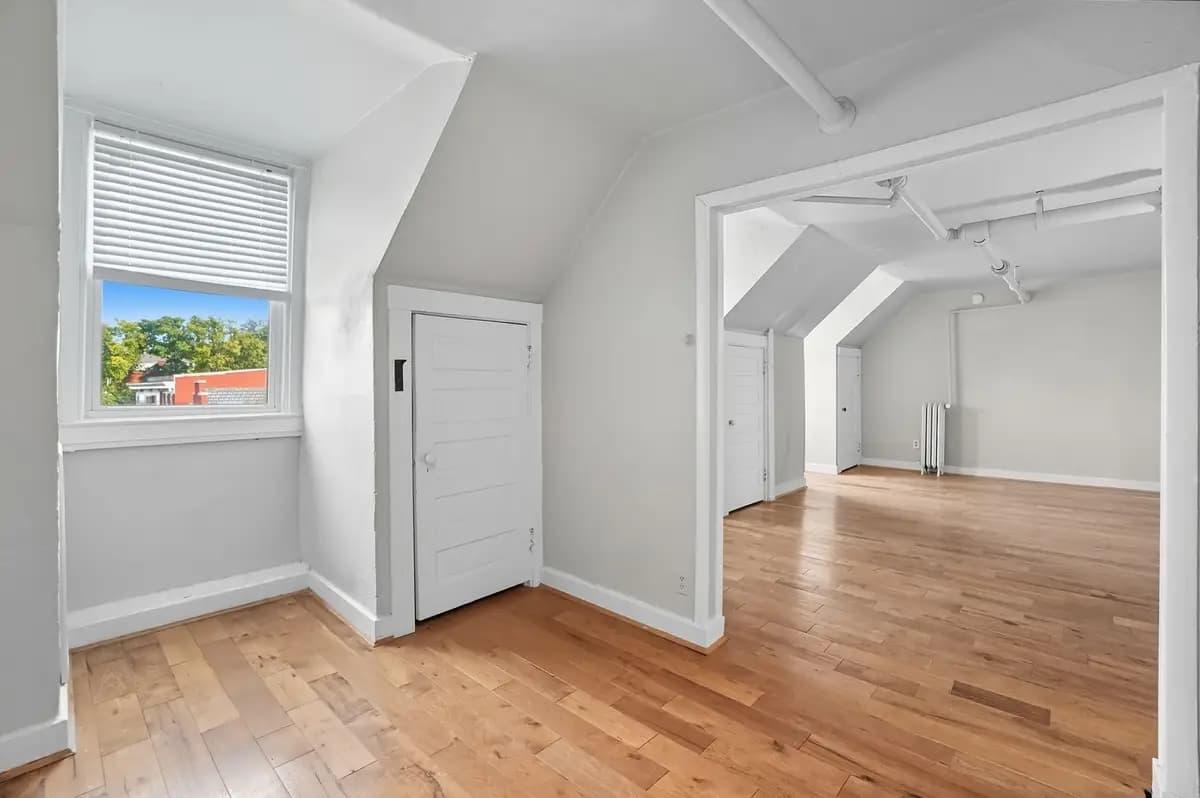 The Herford Apts - 3405 Clifton Avenue - Apartment - 8