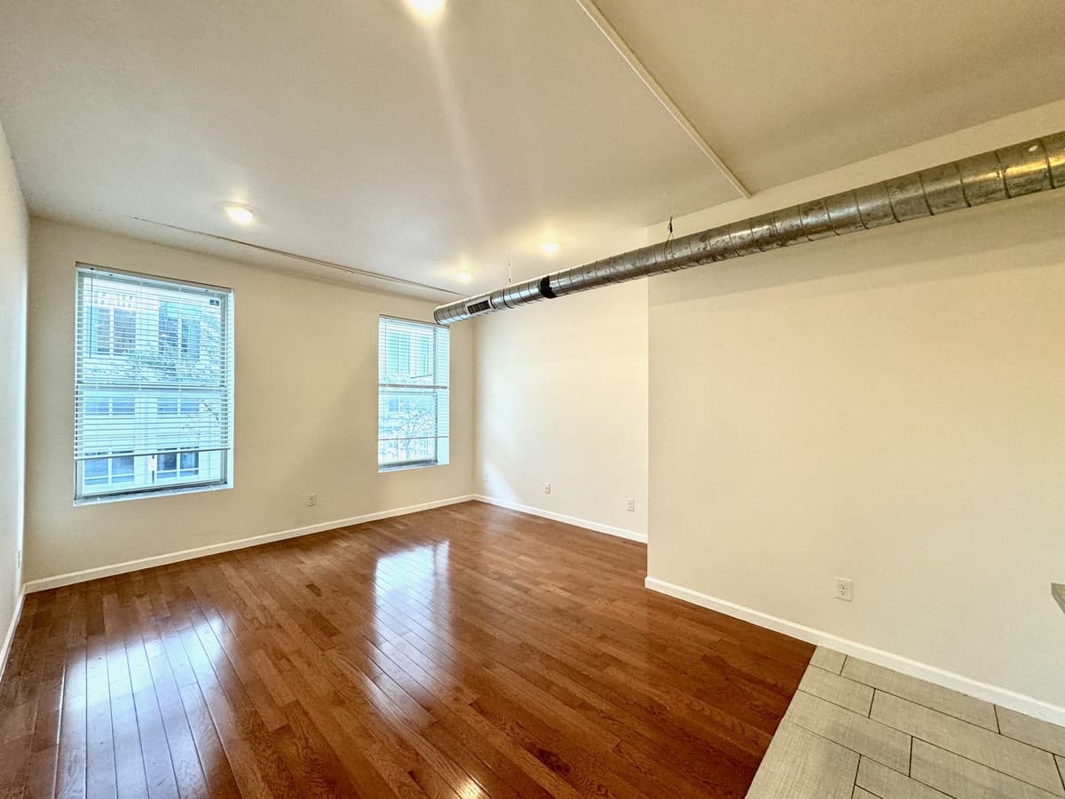 Cincinnati apartments for rent - Property image - 309 Sycamore Property Apartments - 2