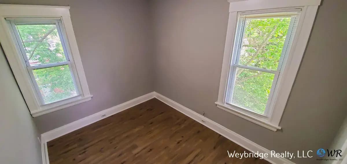 942 Mansion Avenue - House - 7