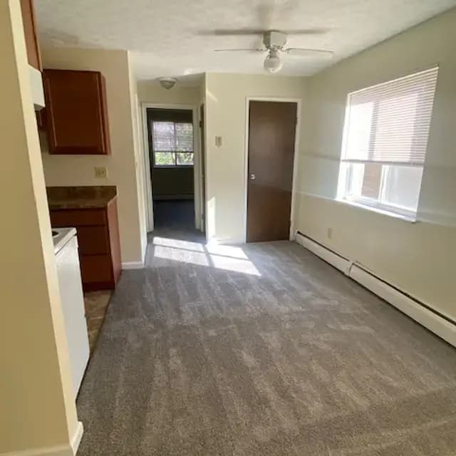 5734 Cheviot - Apartment - 8