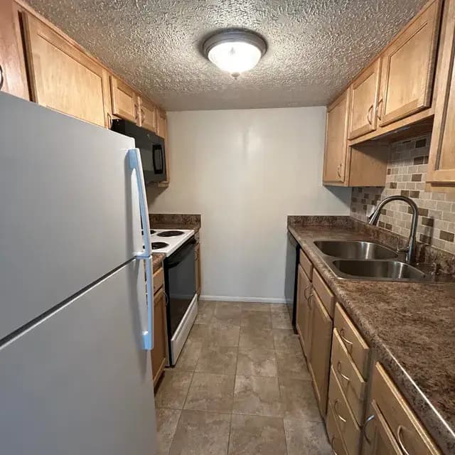 Cheviot West Apartments - Apartment - 4