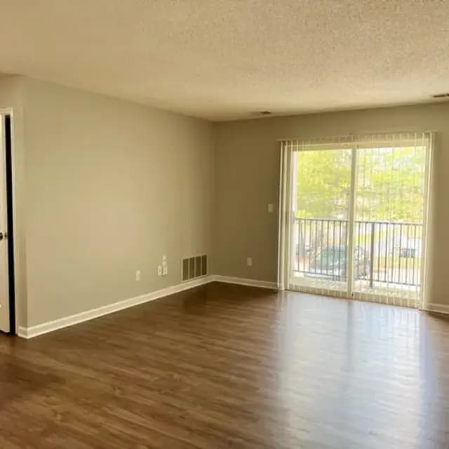 Day Garden Apartments - Apartment - 2