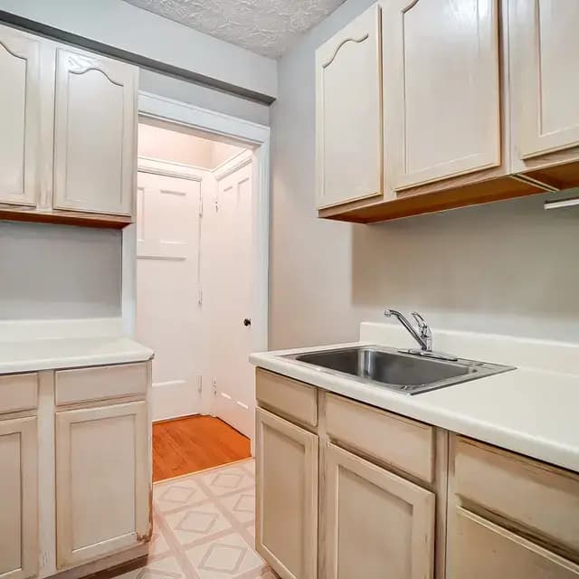 Cincinnati apartments for rent - image - 015.jpeg.webp