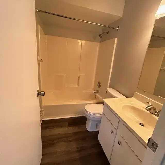 White Oak Terrace - Apartment - 8