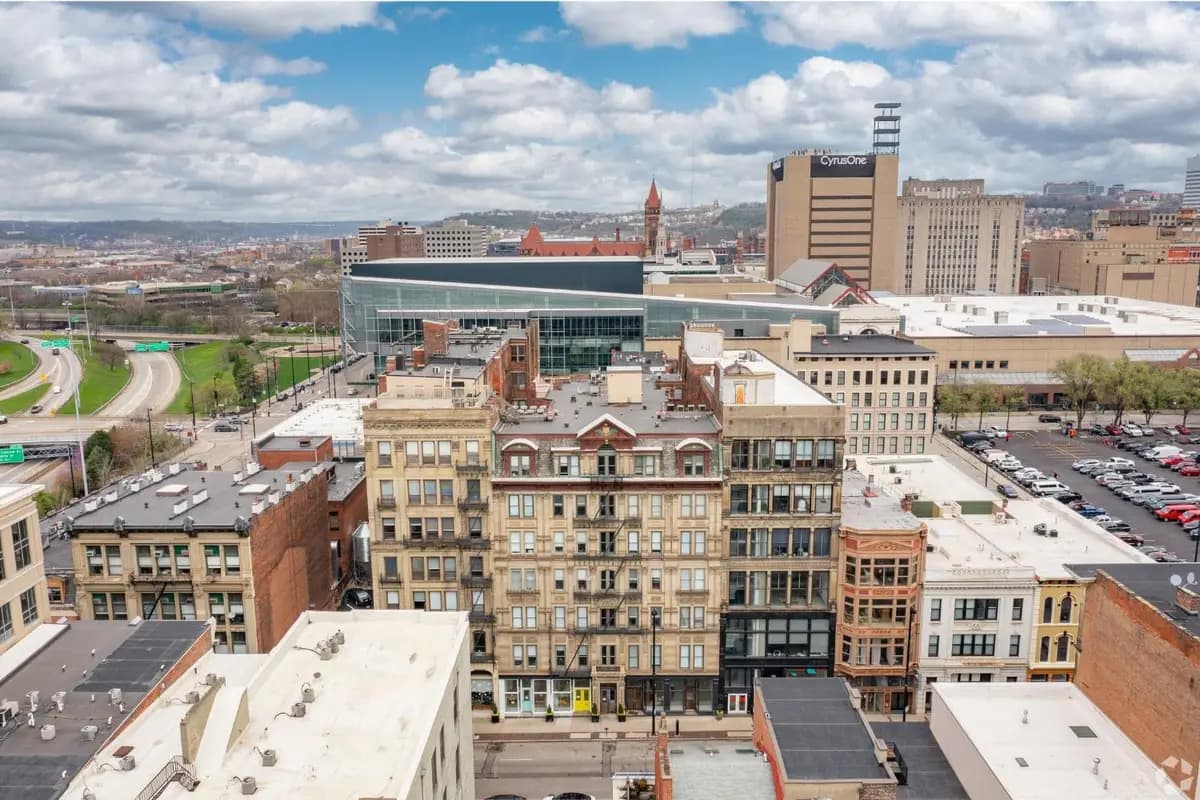 Cincinnati apartments for rent - Property image - Lombardy Flats - 2
