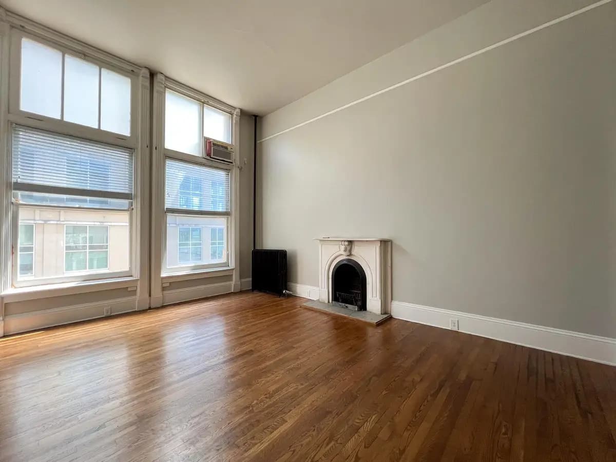 Cincinnati apartments for rent - Property image - Sinton Flats - 2