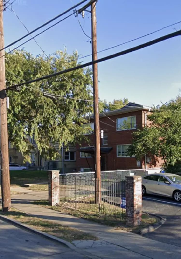 undefined apartments for rent - image - large (3).png