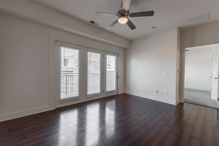 Cincinnati apartments for rent - image - 65 West- 127-3.jpg