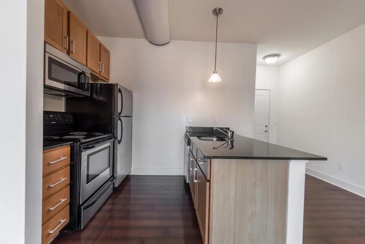 Cincinnati apartments for rent - image - 65 West- 127-6.jpg