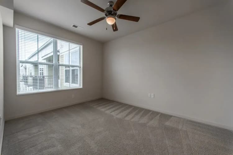 Cincinnati apartments for rent - image - VP3- 403-10.jpg