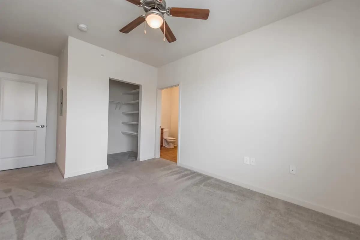 VP3 - Apartment - 63