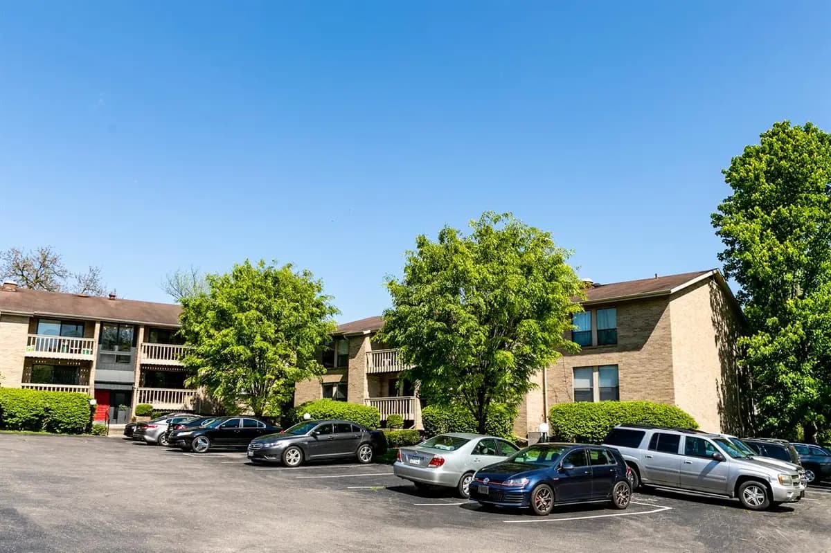 Cincinnati apartments for rent - Property image - Grandin Park - 3