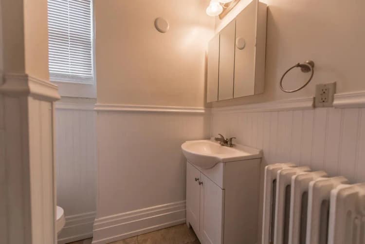 Cincinnati apartments for rent - image - 130 WHT- 2-12.jpg