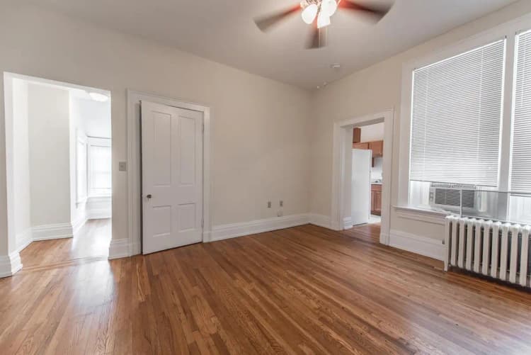 Cincinnati apartments for rent - image - 130 WHT- 2-4.jpg